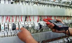 مجلس بغداد يخفض تسعيرة أمبير المولدات لشهر أيلول